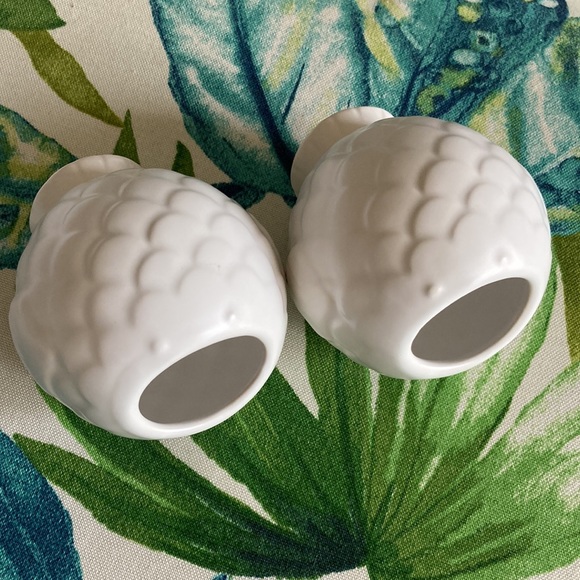 White ceramic fish vases Modern Coastal Seaside Decor set of 2 small vessels - Picture 5 of 12